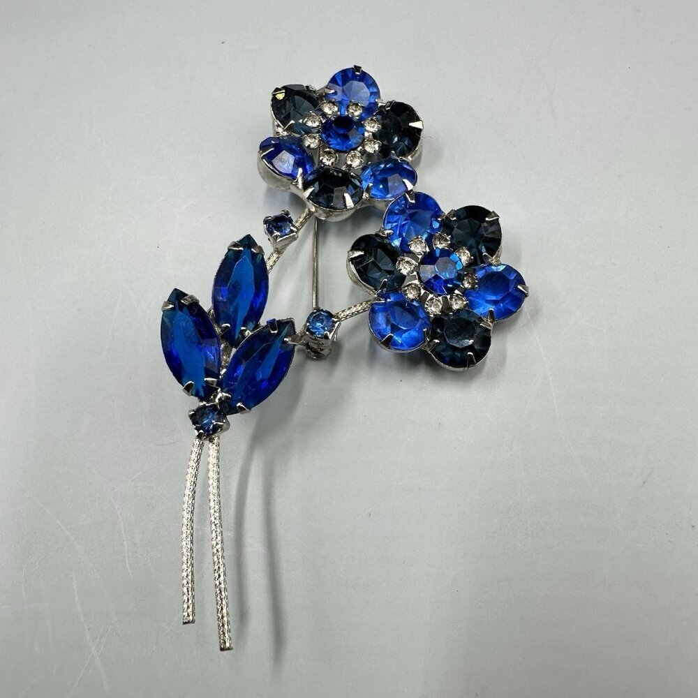 Vintage Blue Rhinestone Flower Brooch Silver Tone Floral Spray Pin 3 Inch